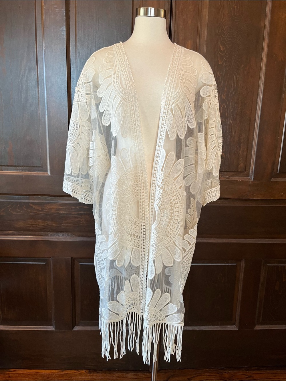 Chicos 2 Lace Kimono Fringe Detail 3/4 Sleeve Jacket Topper Neutral L/XL NWOT